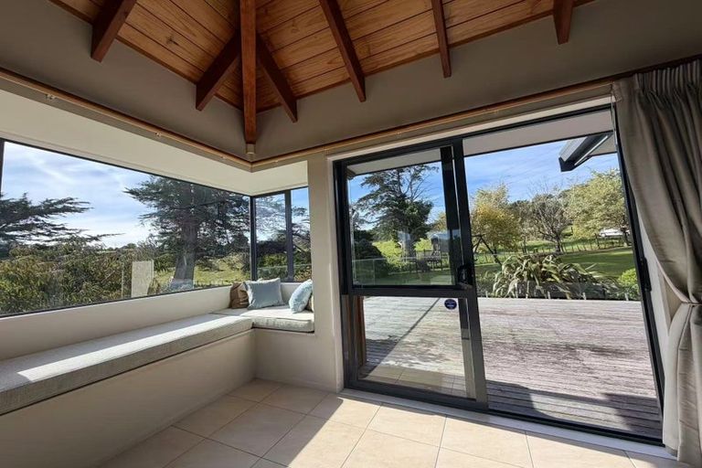 Photo of property in 175 Redoubt Road, Flat Bush, Auckland, 2019
