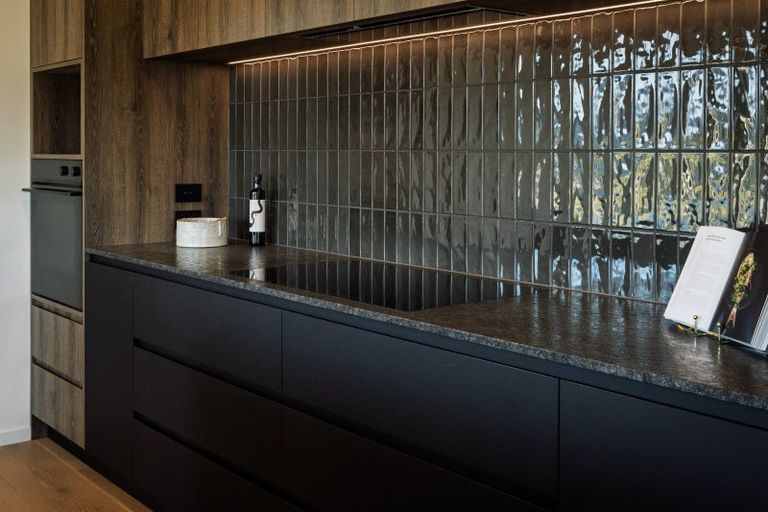 Photo of property in 30 Carrickmore Crescent, Wanaka, 9305