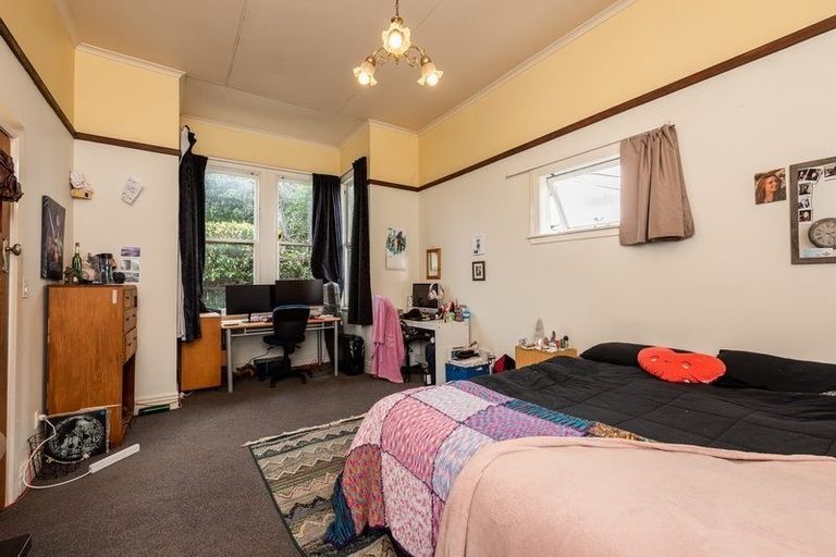 Photo of property in 84 Kilbirnie Crescent, Kilbirnie, Wellington, 6022
