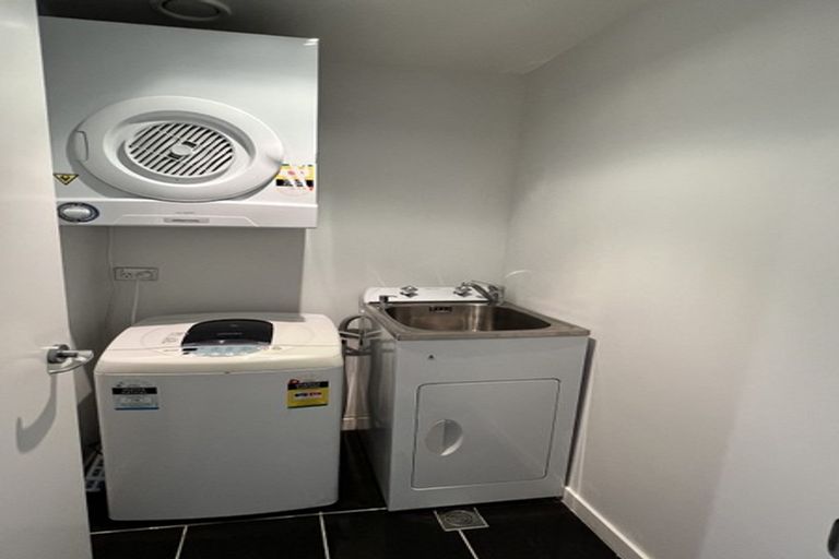 Photo of property in Monument Apartments, 2j/245 Wakefield Street, Te Aro, Wellington, 6011