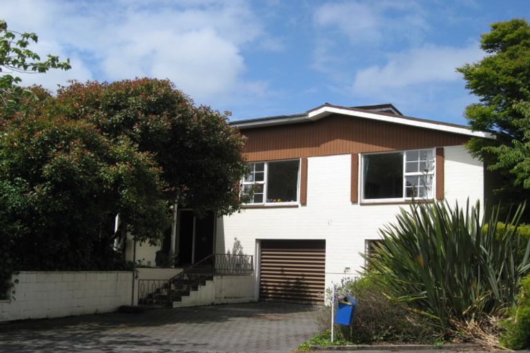 Photo of property in 9 Hillcrest Place, Avonhead, Christchurch, 8042