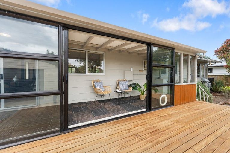 Photo of property in 12 Humphries Place, Awapuni, Palmerston North, 4412