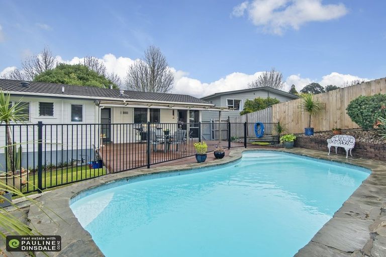 Photo of property in 17 Tait Street, Te Kamo, Whangarei, 0112