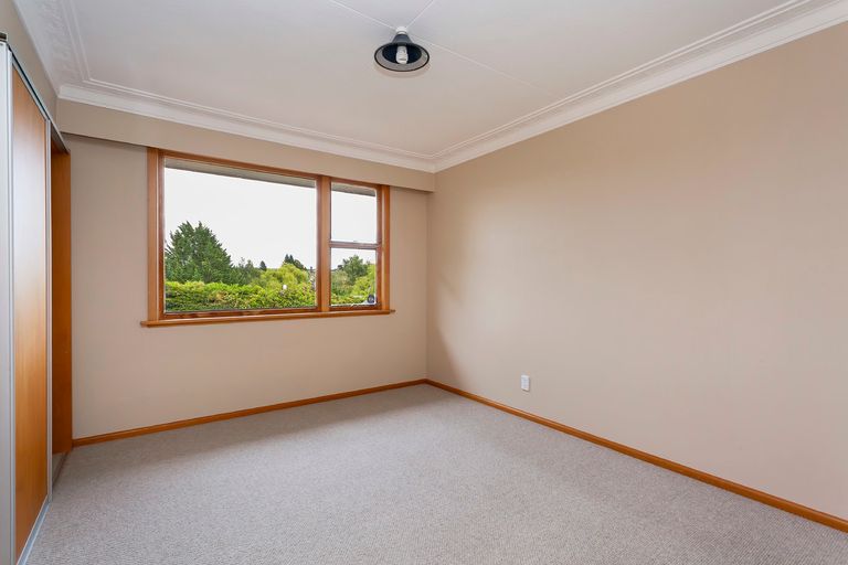 Photo of property in 19 Brough Street, Palmerston, 9430