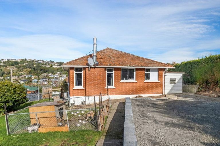 Photo of property in 38 Lindsay Road, Caversham, Dunedin, 9011