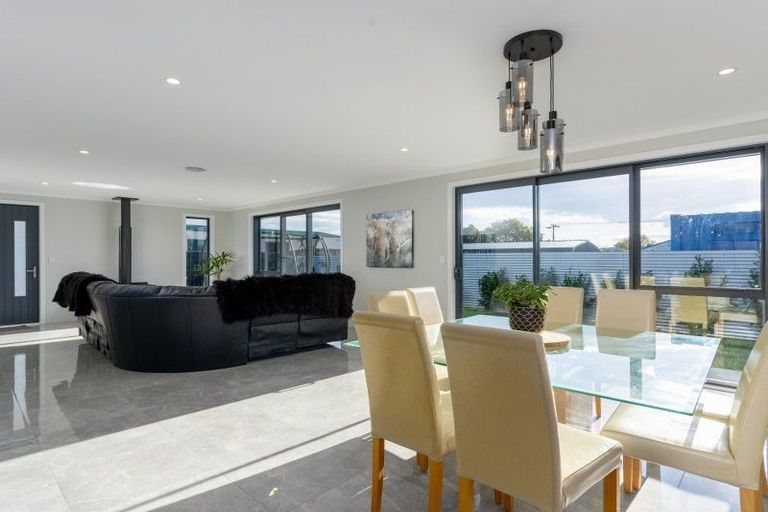 Photo of property in 55b Dublin Street, Martinborough, 5711