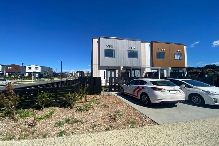 Photo of property in 8 Bugle Road, Totara Park, Auckland, 2019