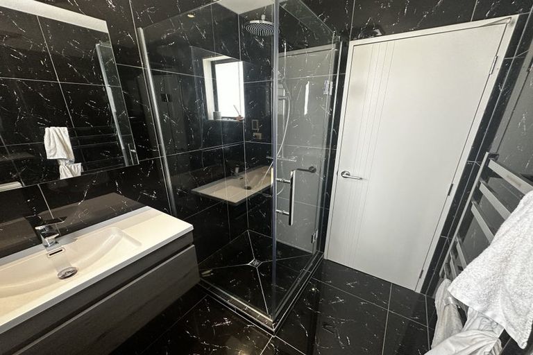 Photo of property in 25 Onekiritea Road, Hobsonville, Auckland, 0616