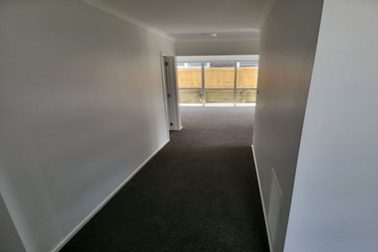 Photo of property in 6 Kohekohe Drive, Owhata, Rotorua, 3010