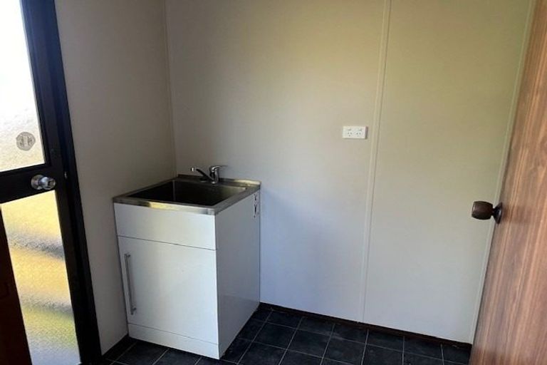 Photo of property in 9 Winifred Avenue, Bayview, Auckland, 0629