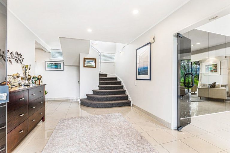 Photo of property in 75 Cliff Road, Torbay, Auckland, 0630