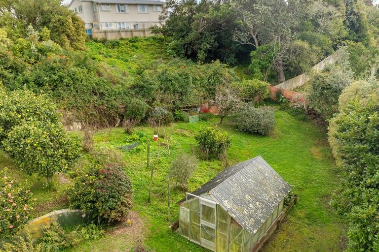 Photo of property in 125 Sievers Grove, Cannons Creek, Porirua, 5024