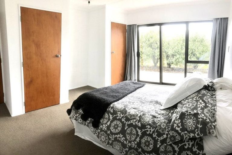 Photo of property in 470 Porangahau Road, Waipukurau, 4282