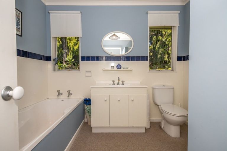 Photo of property in 17 Fairburn Place, Charleston, Cape Foulwind, 7892