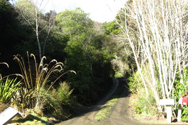 Photo of property in 200 Doctors Point Road, Waitati, 9085