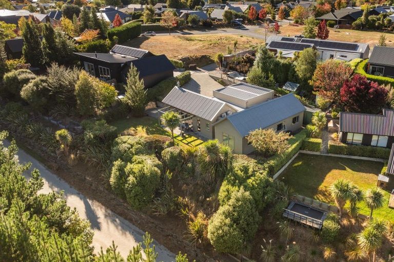 Photo of property in 51 Mathias Terrace, Arthurs Point, Queenstown, 9371