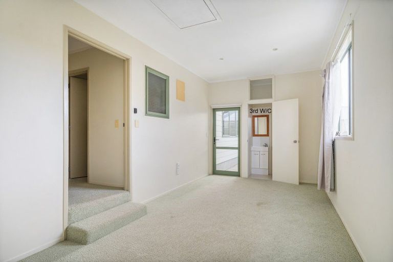 Photo of property in 11 Cholmondeley Crescent, Whitianga, 3510