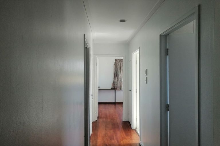 Photo of property in 43 Awaruku Road, Torbay, Auckland, 0630