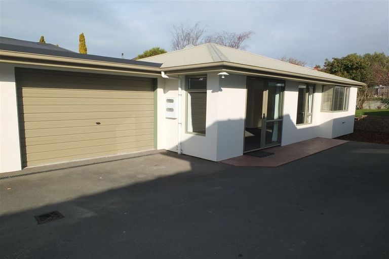 Photo of property in 2/92 Arthur Street, Seaview, Timaru, 7910