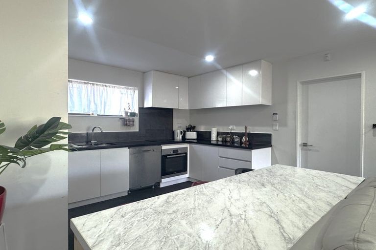 Photo of property in 8a Suva Street, Upper Riccarton, Christchurch, 8041