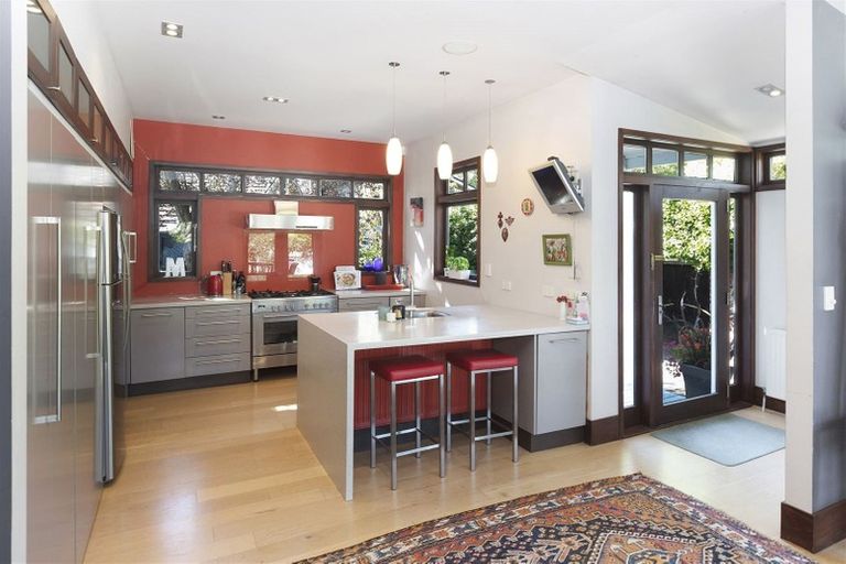 Photo of property in 22 Glandovey Road, Fendalton, Christchurch, 8052