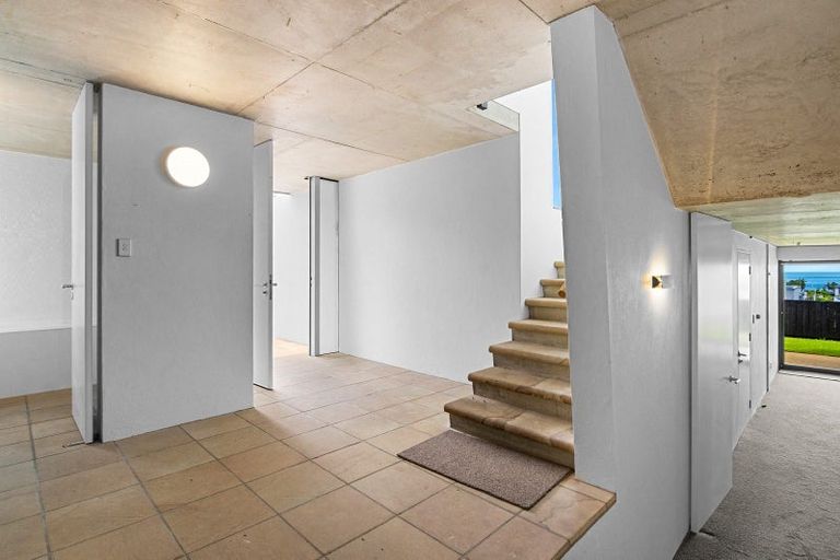 Photo of property in 1/27 Prospect Terrace, Milford, Auckland, 0620