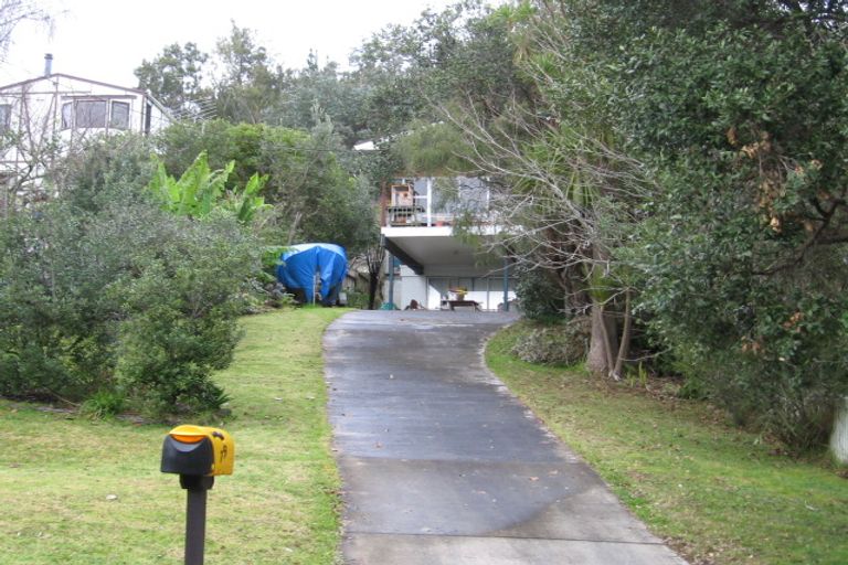 Photo of property in 79 Stillwater Crescent, Stillwater, Silverdale, 0993