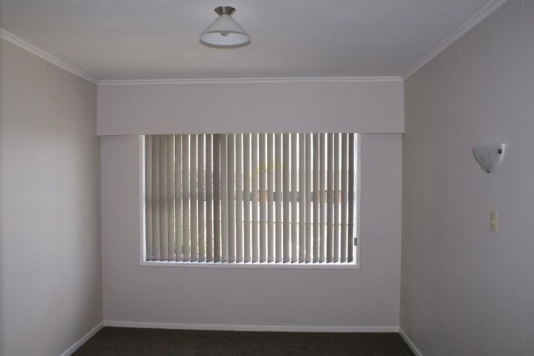 Photo of property in 2/3 Stanley Avenue, Milford, Auckland, 0620