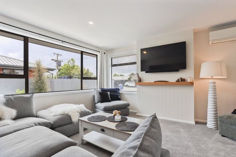 Photo of property in 13 East Belt, Rangiora, 7400