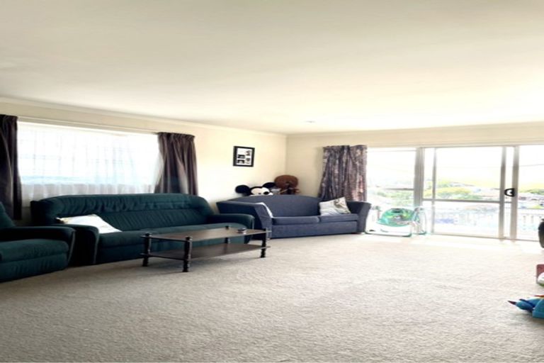 Photo of property in 14 George Street, Waiuku, 2123