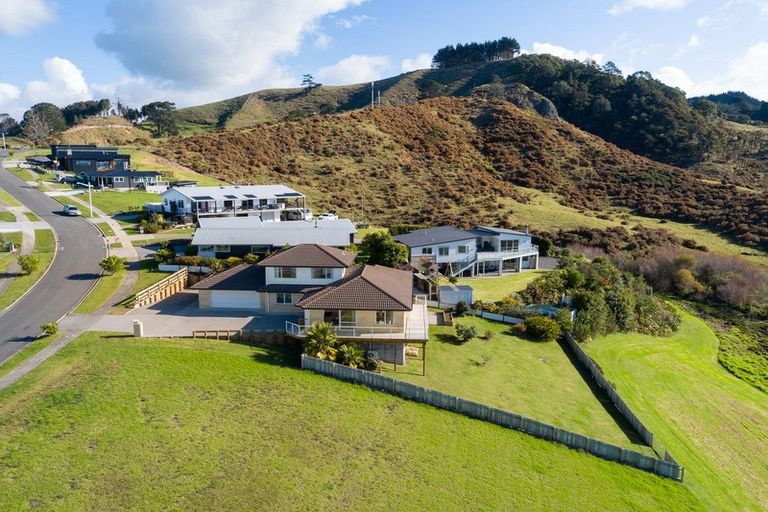 Photo of property in 14 Tohora View, Waihi Beach, 3611