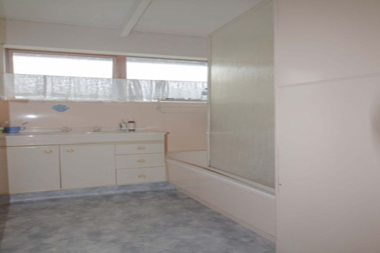 Photo of property in 43 Puriri Street, Te Aroha, 3320