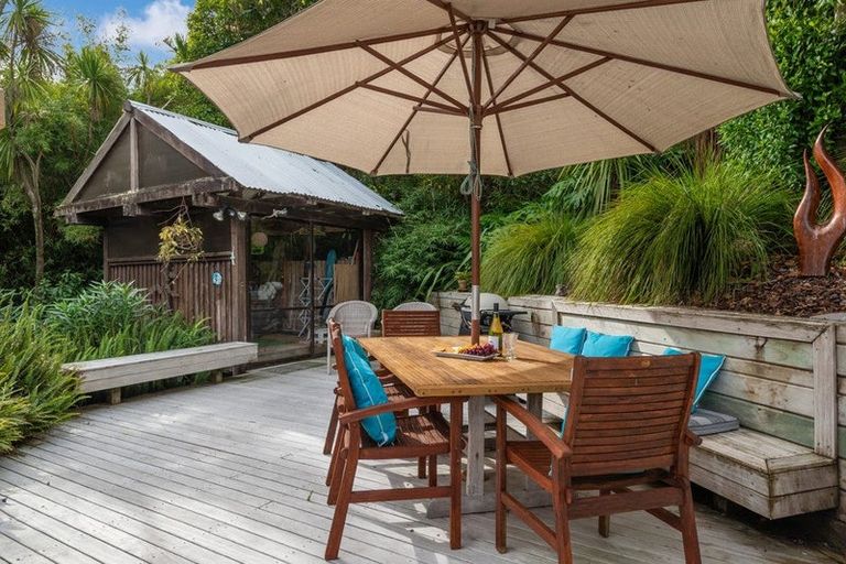 Photo of property in 2/13 Newstead Avenue, Browns Bay, Auckland, 0632