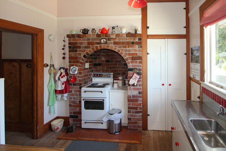 Photo of property in 4942 Waimate Highway, Glenavy, Waimate, 7980