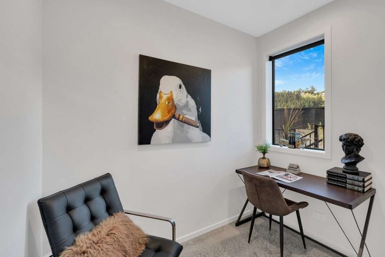 Photo of property in 13 Round Hill Rise, Cracroft, Christchurch, 8022