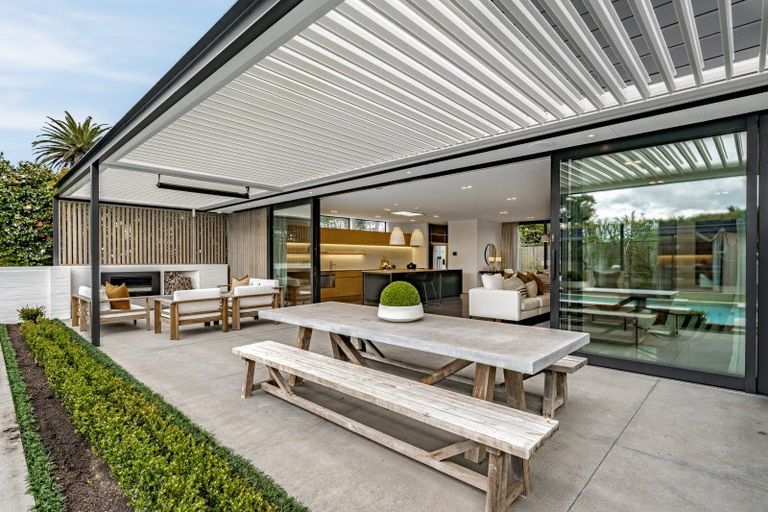 Photo of property in 106a Godden Crescent, Mission Bay, Auckland, 1071