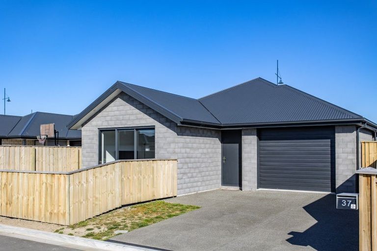 Photo of property in 37 Gossett Lane, Pegasus, 7612