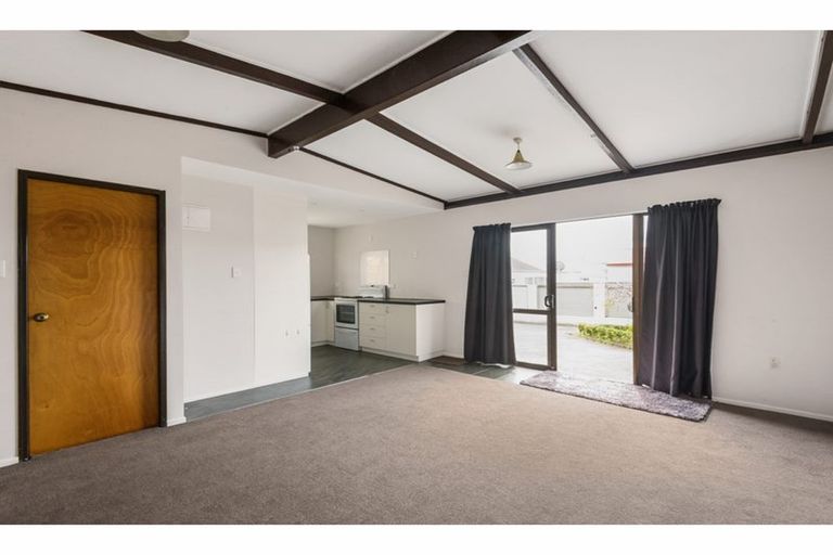 Photo of property in 51 Cargill Street, Papakura, 2110