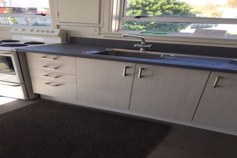 Photo of property in 38 Saint Johns Street, Woolston, Christchurch, 8062