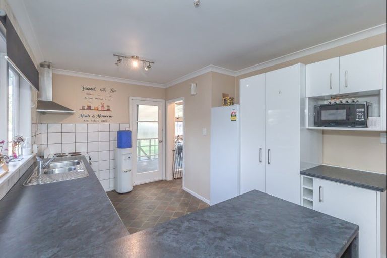 Photo of property in 57 Hokio Beach Road, Levin, 5510