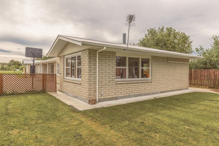 Photo of property in 2/268 Westminster Street, Mairehau, Christchurch, 8013