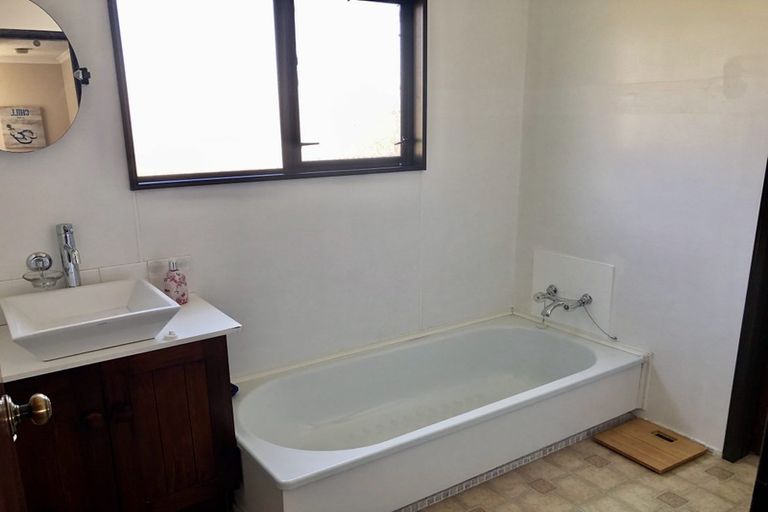 Photo of property in 16 Chisnall Street, Richmond, 7020