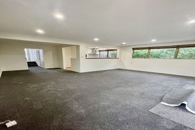 Photo of property in 34 Harbour View Road, Harbour View, Lower Hutt, 5010