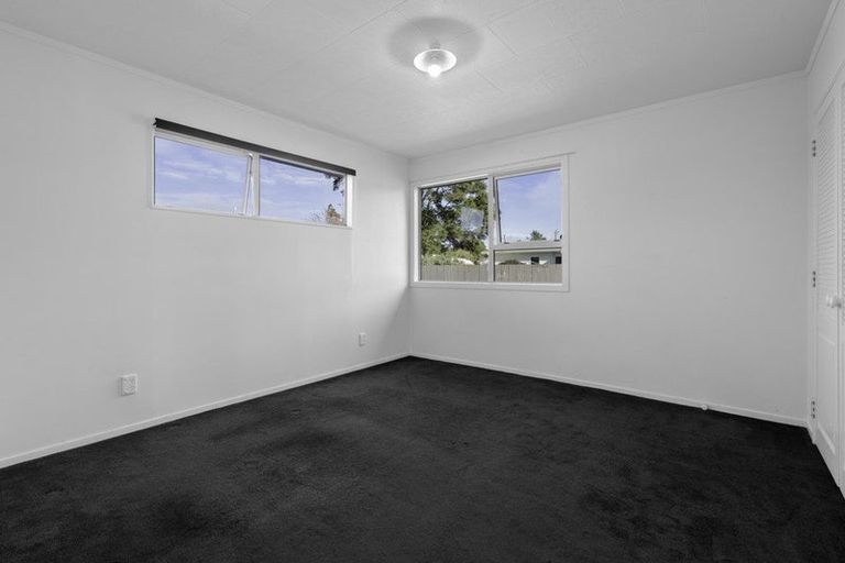 Photo of property in 35 Purcell Place, Melville, Hamilton, 3206