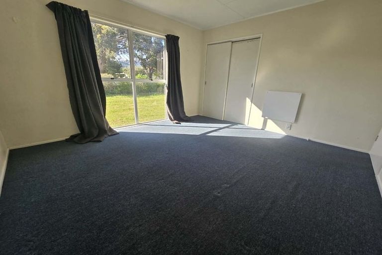 Photo of property in 35 Waite Street, Featherston, 5710