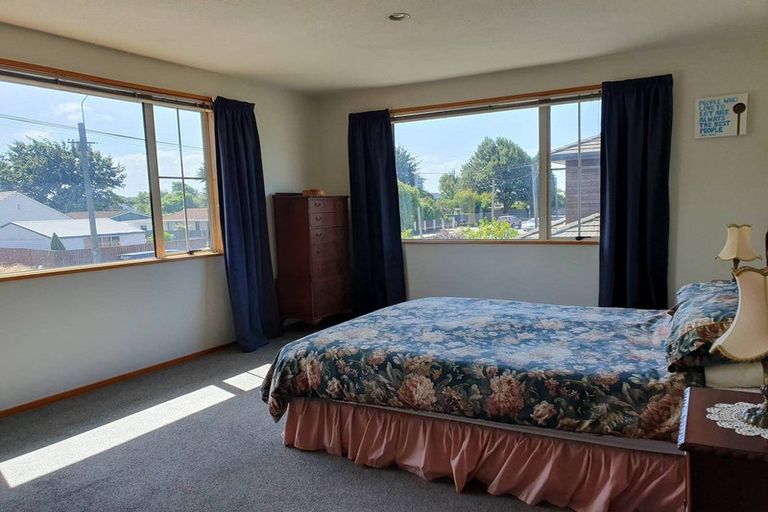 Photo of property in 1/96 Withells Road, Avonhead, Christchurch, 8042