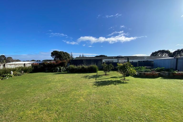 Photo of property in 1 Sarten Street, Waitara, 4320