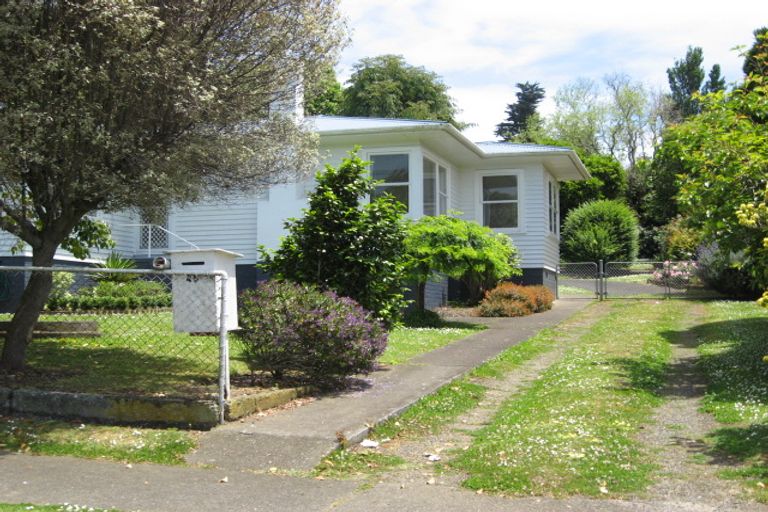 Photo of property in 46 Mountain Road, Mangere Bridge, Auckland, 2022