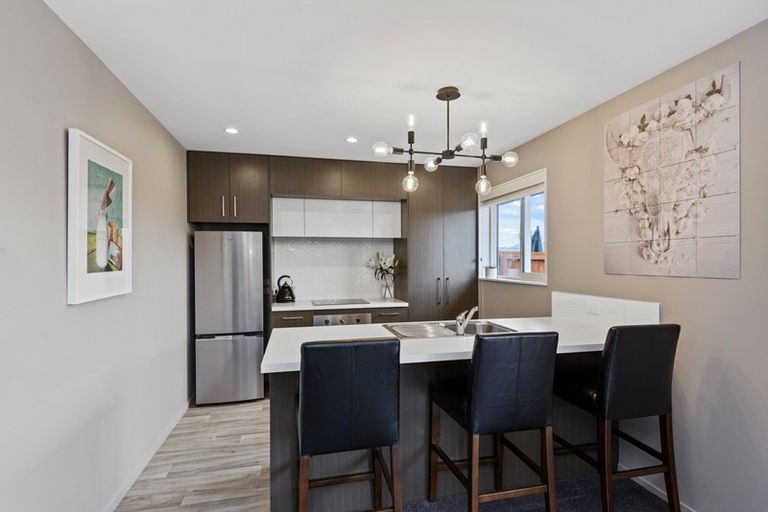 Photo of property in 10 Koareare Avenue, Halswell, Christchurch, 8025