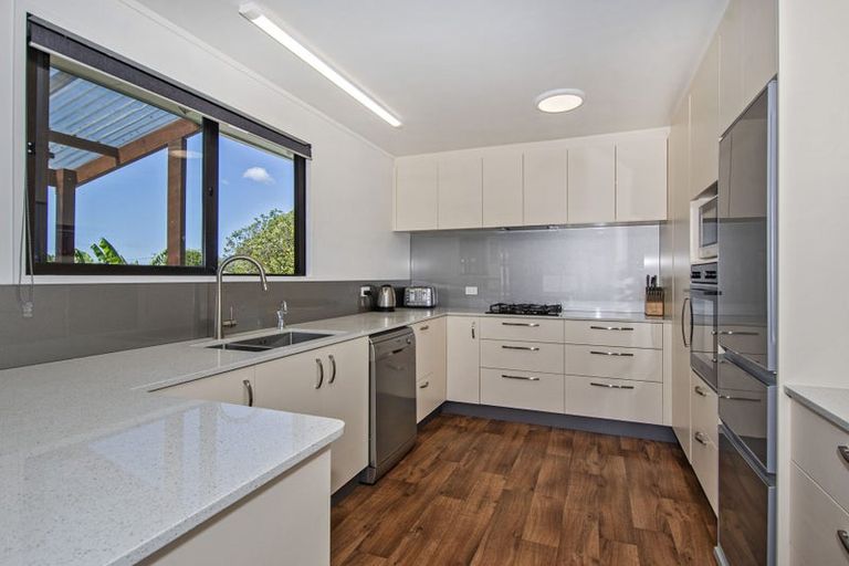 Photo of property in 326 One Tree Point Road, One Tree Point, 0118